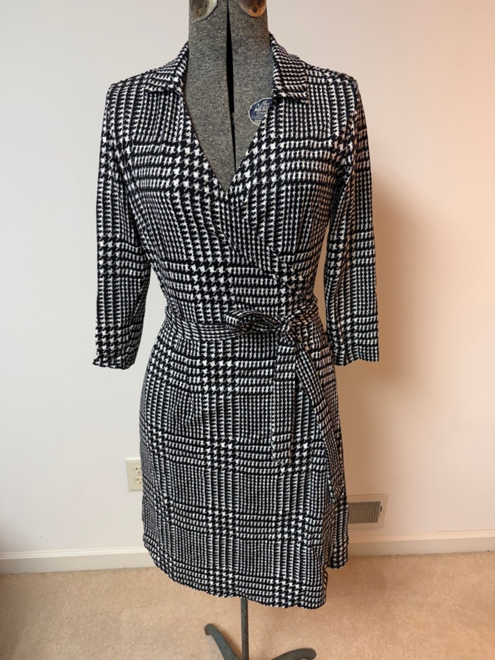 J. McLaughlin Black & White Houndstooth Wrap Dress